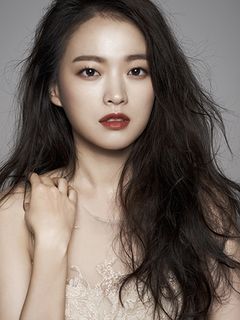 Cheon Woo-hee (천우희)